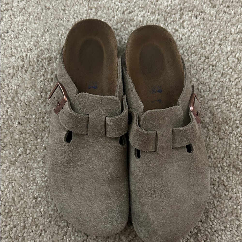 Birkenstock Suede Boston Soft Footbed